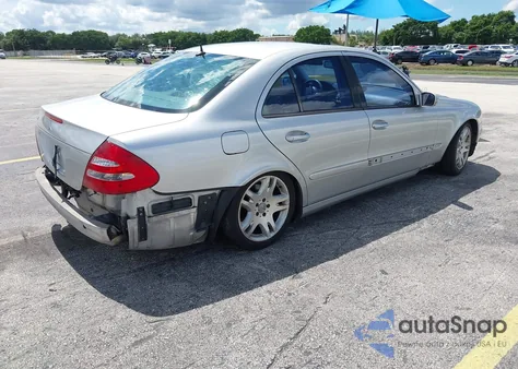 2003 Mercedes-Benz E 500 z USA, uszkodzony, nr VIN WDBUF70J43A085018